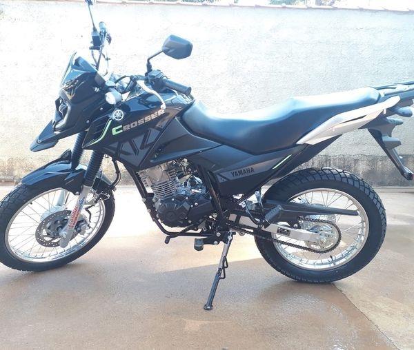 Prefeitura Municipal realiza aquisição de motocicleta para atender as demandas da Secretaria Municipal de Obras.