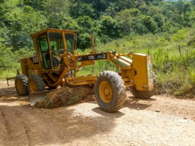 Departamento de Obras Públicas realiza Serviço de Patrolamento