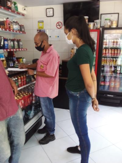 Setor de Vigilância em Saúde realiza visitas nos estabelecimentos comerciais de Barra Longa