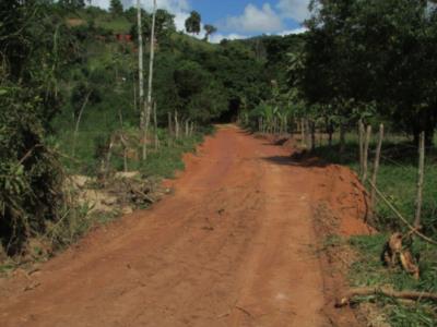Prefeitura realiza serviços no entorno do Cunha